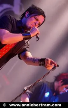 Apoptygma Berzerk - (8.3.2006) Zurich.jpg